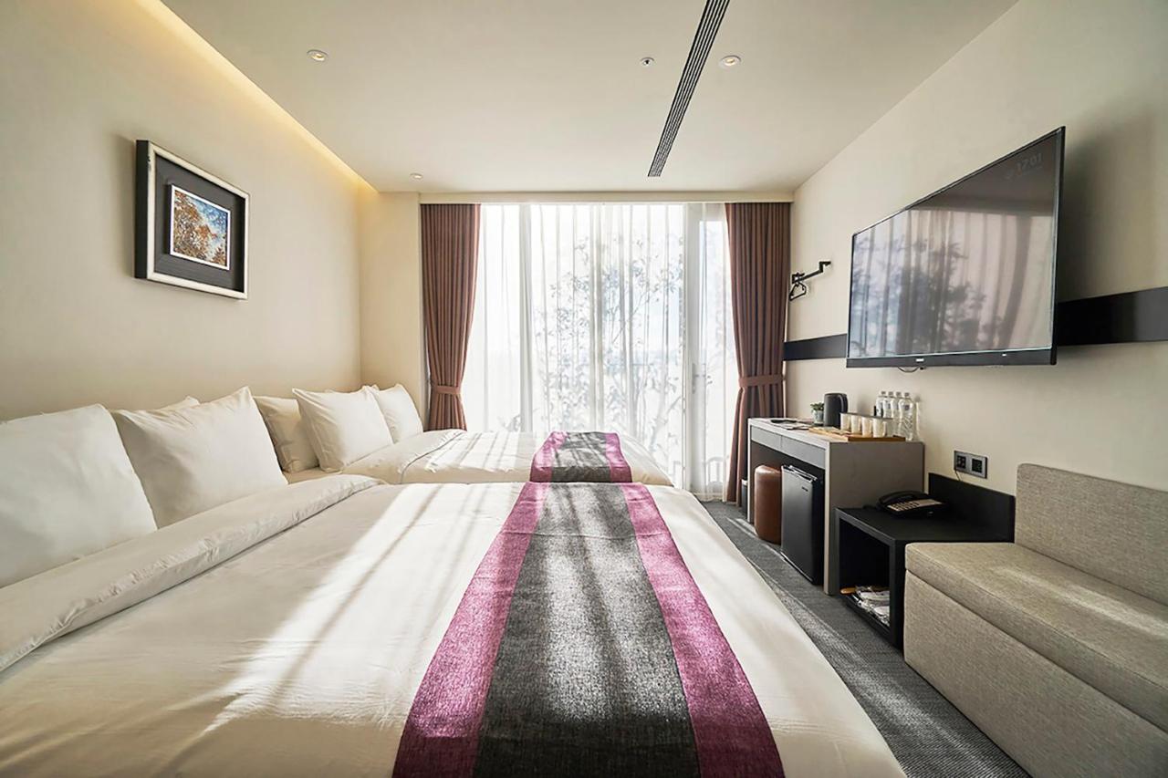 Royal Roi Hotel Taichung Dış mekan fotoğraf
