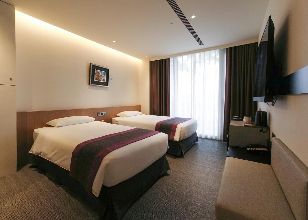 Royal Roi Hotel Taichung Dış mekan fotoğraf